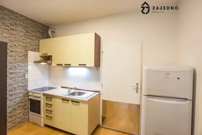 Pronájem bytu 1+kk, Brno, bratří Žůrků, 29 m2