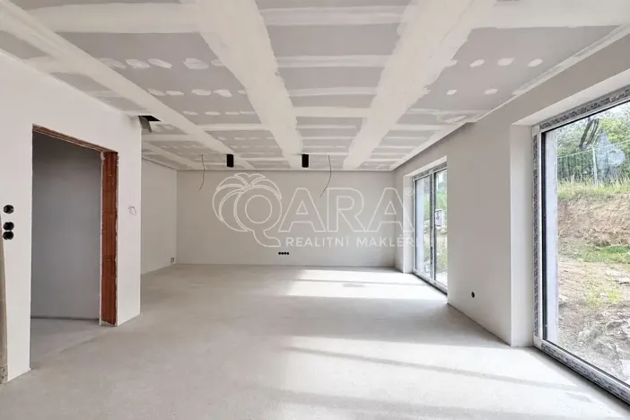 Prodej rodinného domu, Kamenice, Benešovská, 156 m2