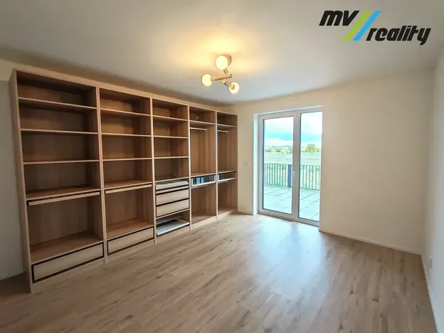 Pronájem bytu 2+kk, Lysá nad Labem, Šípková, 54 m2