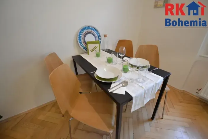 Pronájem bytu 2+kk, Praha - Nové Město, V tůních, 60 m2