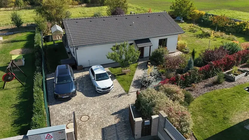 Prodej rodinného domu, Křenice, V Zahradách, 99 m2