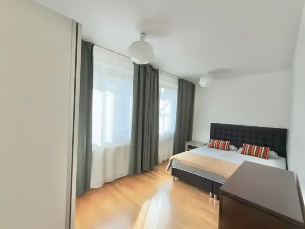 Prodej bytu 3+kk, Praha - Žižkov, Ke kapslovně, 88 m2