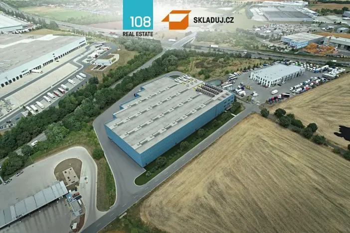 Pronájem skladu, Kozomín, 4000 m2