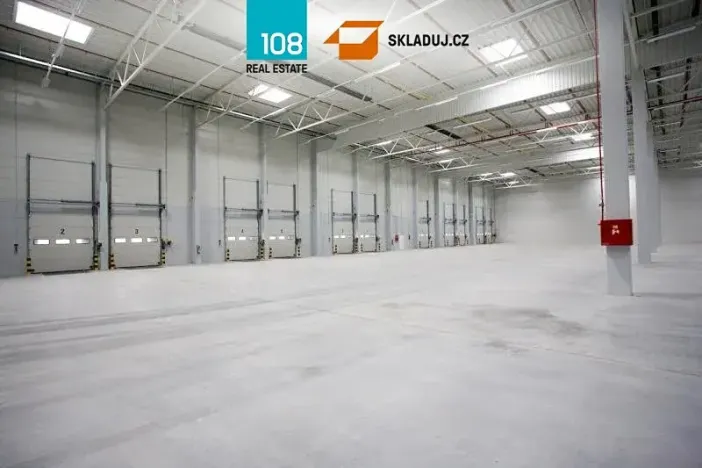 Pronájem skladu, Pavlov, Logistická, 9000 m2