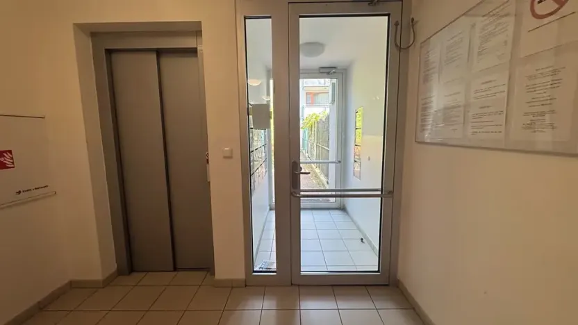Pronájem bytu 1+kk, Praha - Zličín, Vřesovická, 40 m2