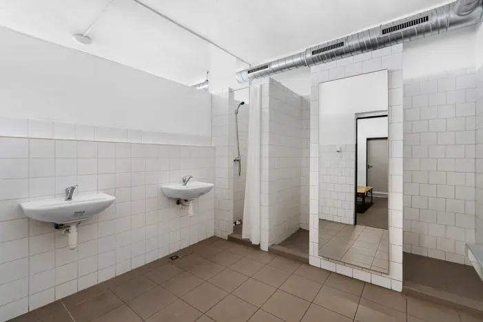 Prodej výrobních prostor, Brno - Slatina, Hviezdoslavova, 1514 m2