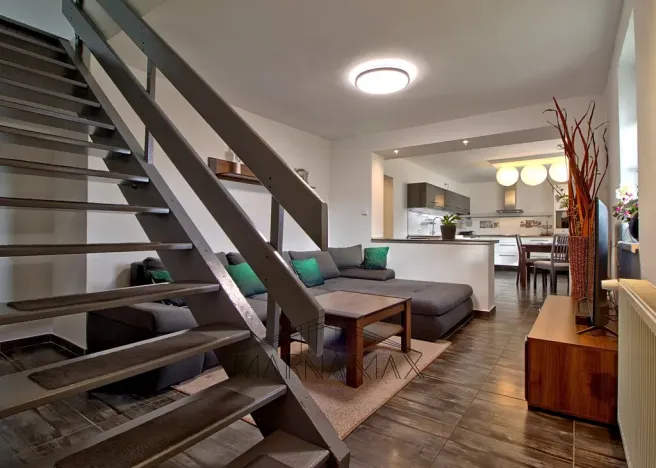 Prodej rodinného domu, Pesvice, 200 m2