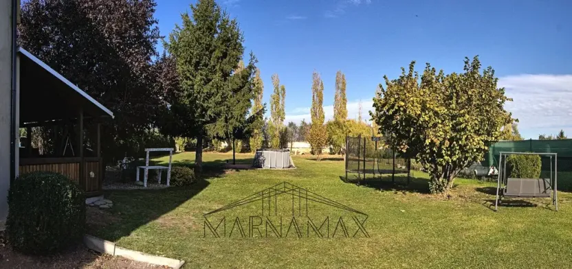 Prodej rodinného domu, Pesvice, 200 m2