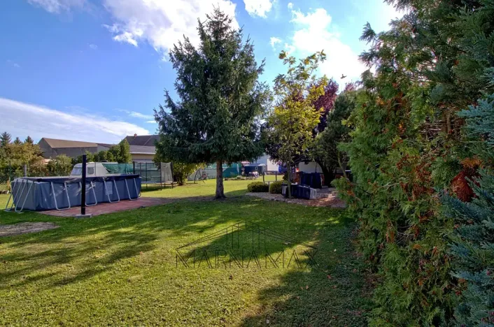Prodej rodinného domu, Pesvice, 200 m2