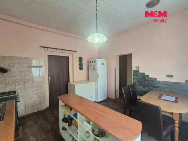 Prodej rodinného domu, Králův Dvůr - Počaply, Smetanova, 178 m2