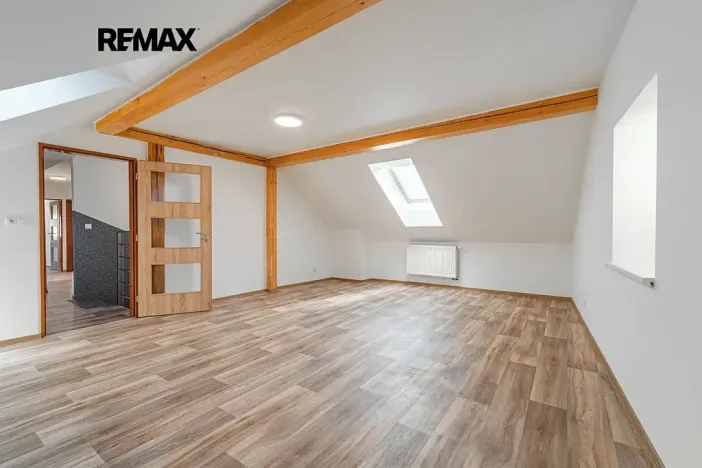 Pronájem rodinného domu, Horní Lukavice, 173 m2