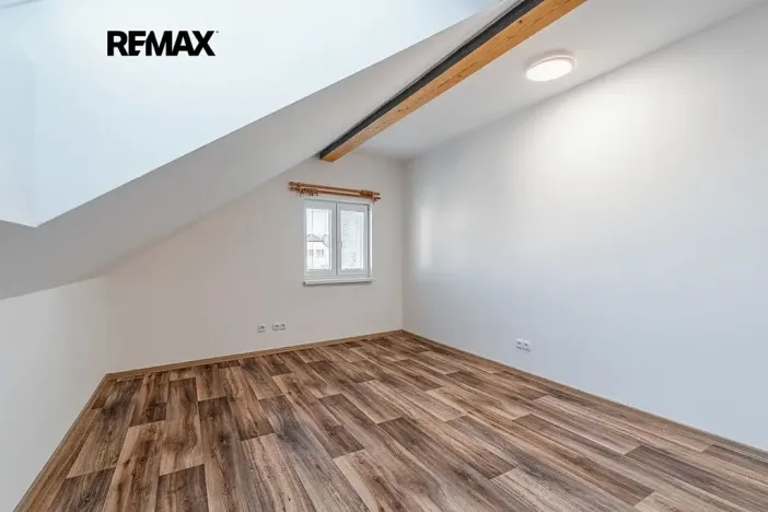 Pronájem rodinného domu, Horní Lukavice, 173 m2