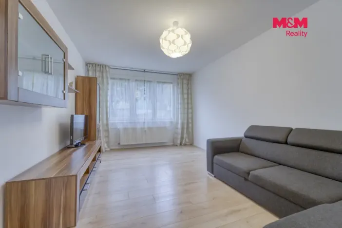 Prodej bytu 3+1, Klatovy - Klatovy III, Pod Hůrkou, 63 m2