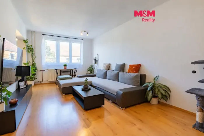 Prodej bytu 2+kk, Třeboň - Třeboň II, Nádražní, 50 m2