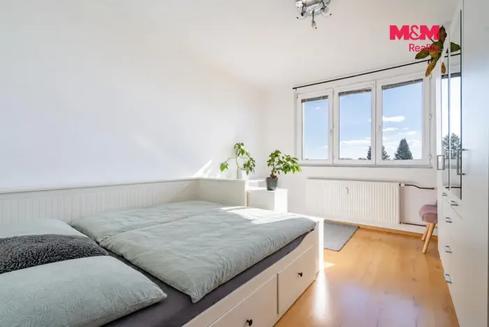 Prodej bytu 2+kk, Třeboň - Třeboň II, Nádražní, 50 m2