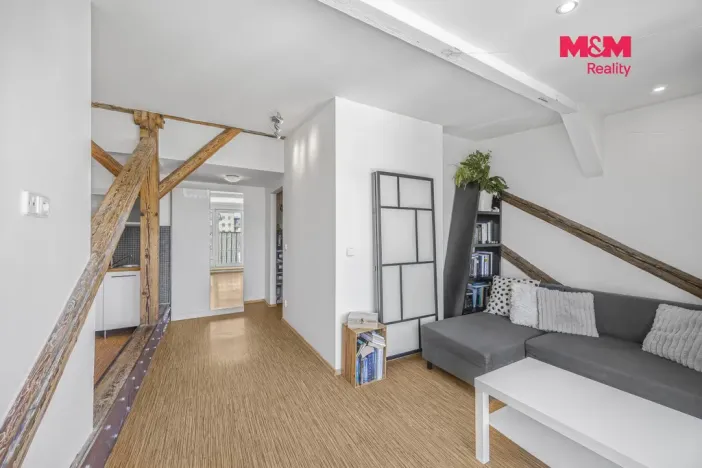 Pronájem bytu 1+kk, Praha - Libeň, Nad Kolčavkou, 28 m2