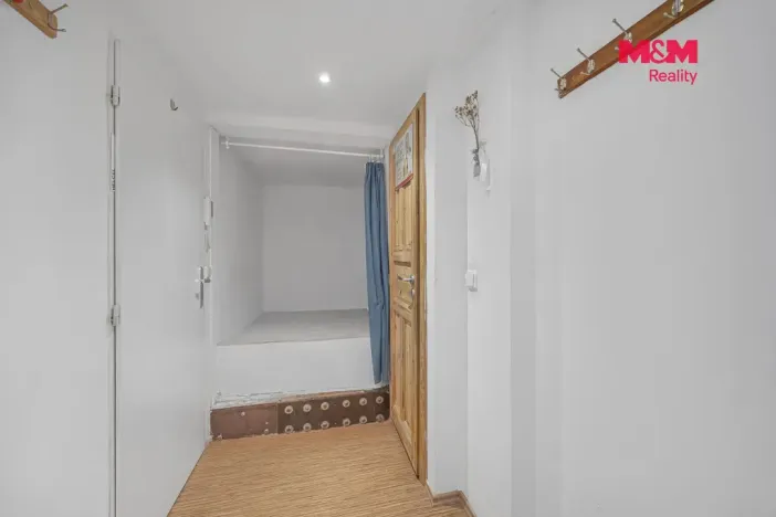 Pronájem bytu 1+kk, Praha - Libeň, Nad Kolčavkou, 28 m2