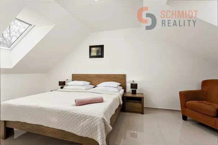 Prodej ubytování, Lednice, 410 m2