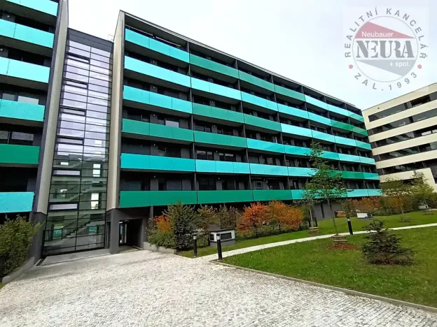 Pronájem bytu 2+kk, Praha - Holešovice, U průhonu, 47 m2