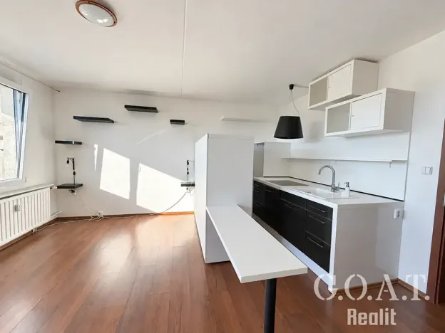 Prodej bytu 1+kk, Klatovy, Suvorovova, 36 m2