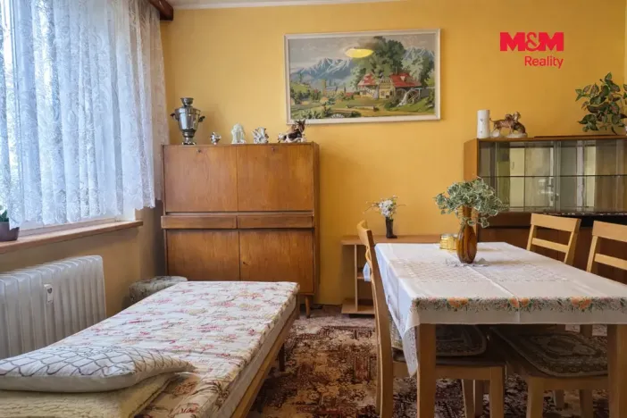 Prodej bytu 4+1, Krnov - Pod Cvilínem, SPC H, 70 m2