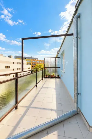 Pronájem bytu 2+kk, Praha - Nusle, Zdaru, 38 m2