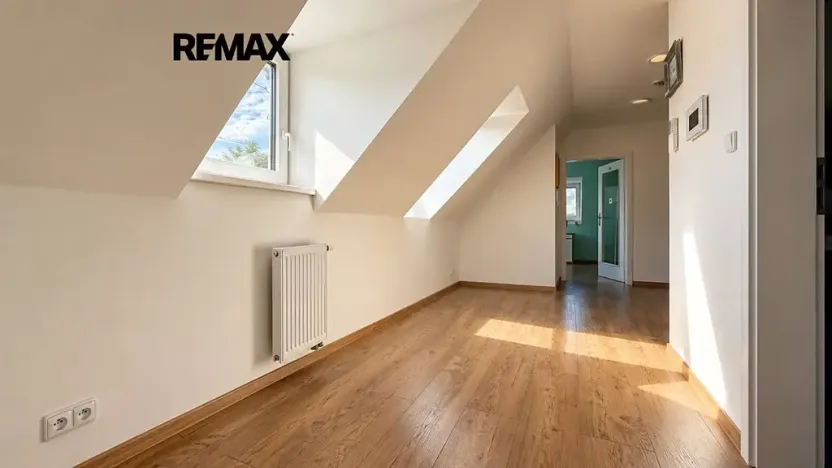 Pronájem rodinného domu, Černolice, K rybníku, 150 m2