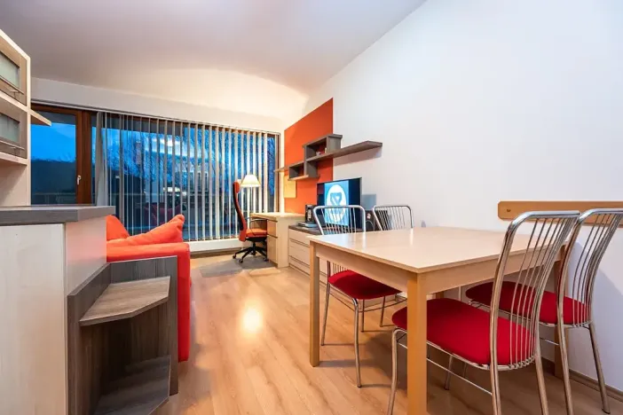 Pronájem bytu 2+kk, Praha - Košíře, Kotlářka, 62 m2