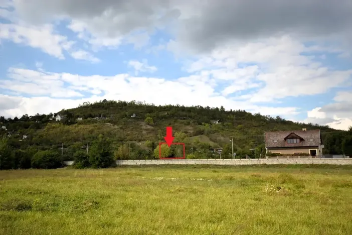 Pronájem zahrady, Křešice, 1500 m2