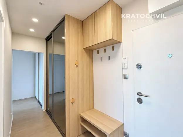 Pronájem bytu 3+kk, Praha - Smíchov, Holečkova, 74 m2