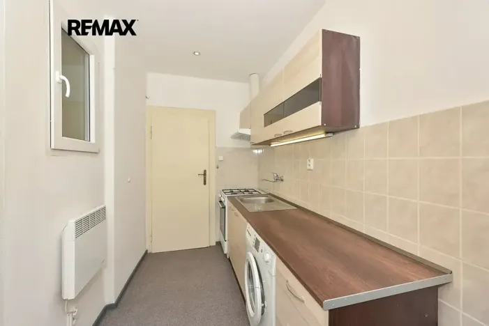 Pronájem bytu 1+kk, Plzeň, Pařížská, 41 m2