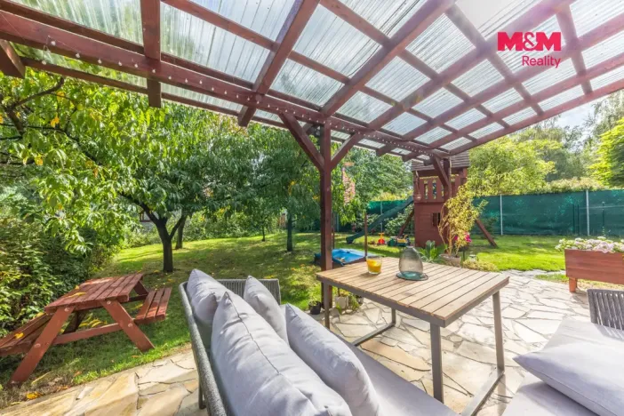 Prodej rodinného domu, Polerady, 96 m2