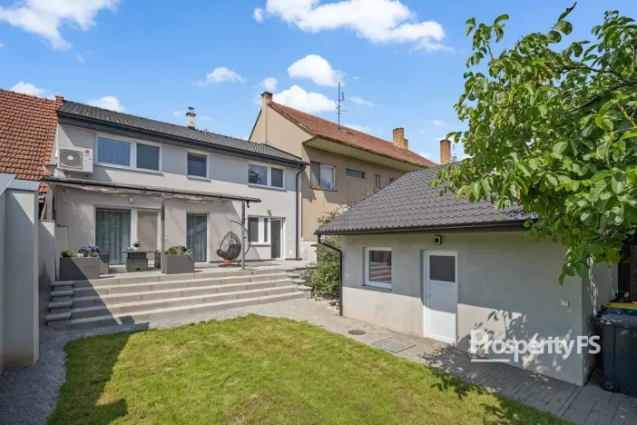 Prodej rodinného domu, Knínice, 176 m2