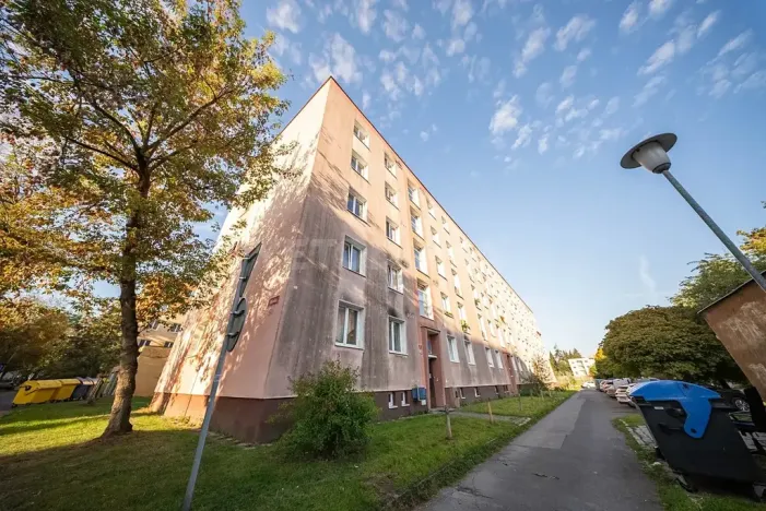 Prodej bytu 2+1, Plzeň, Blatenská, 55 m2