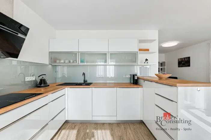 Prodej bytu 3+kk, Vochov, 70 m2