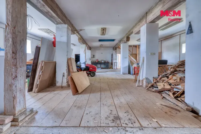 Prodej obchodního prostoru, Bělčice, Nádražní, 560 m2