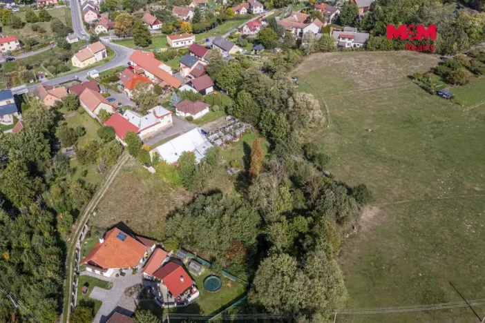 Prodej výrobních prostor, Skuteč - Radčice, 468 m2