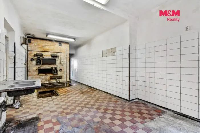 Prodej obchodního prostoru, Frýdlant, ČSA, 226 m2