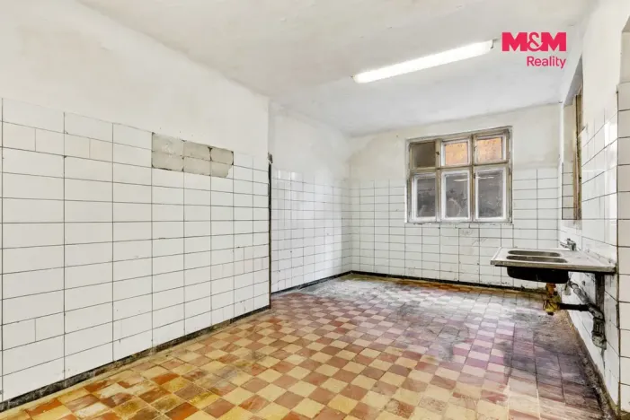Prodej obchodního prostoru, Frýdlant, ČSA, 226 m2