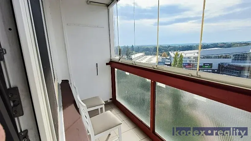 Pronájem bytu 1+kk, Hradec Králové, Třebechovická, 34 m2
