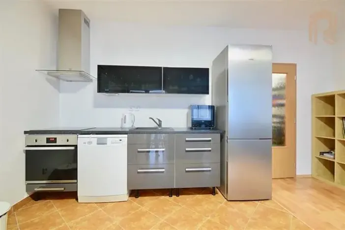 Pronájem bytu 2+kk, Praha - Libuš, V koutě, 57 m2