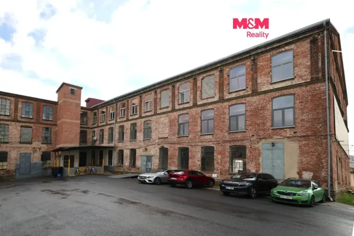 Pronájem kanceláře, Krnov, Čsl. armády, 520 m2