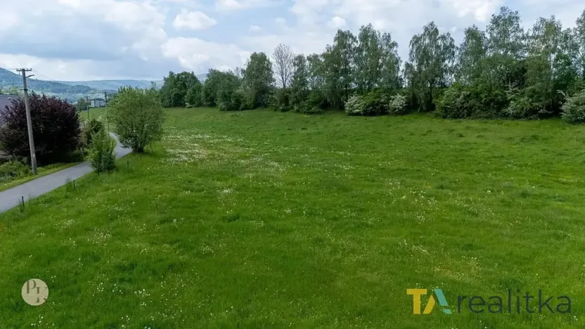 Prodej pozemku pro bydlení, Návsí, 1579 m2