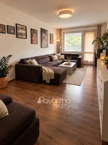 Prodej bytu 2+1, Slavičín, Obchodní, 61 m2