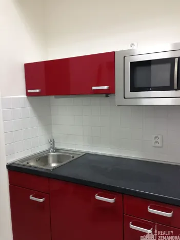 Pronájem kanceláře, Praha - Vinohrady, Lublaňská, 103 m2