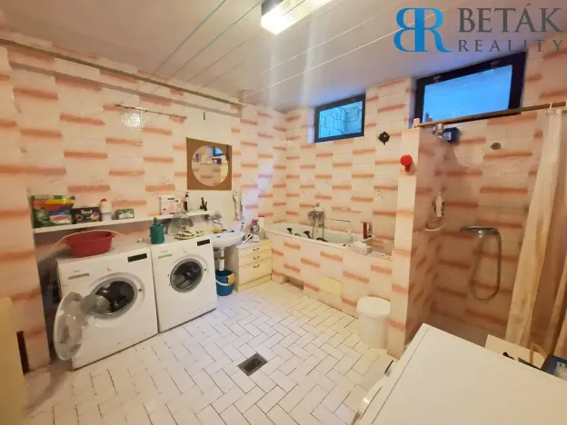Prodej rodinného domu, Nedvědice, 200 m2