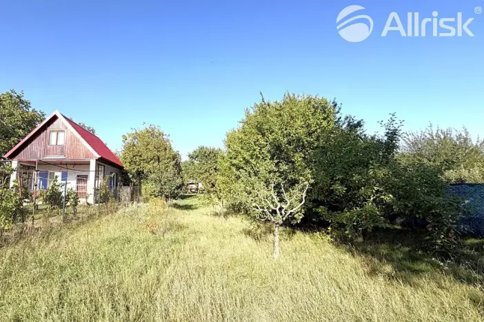 Prodej zahrady, Vojkovice, 910 m2