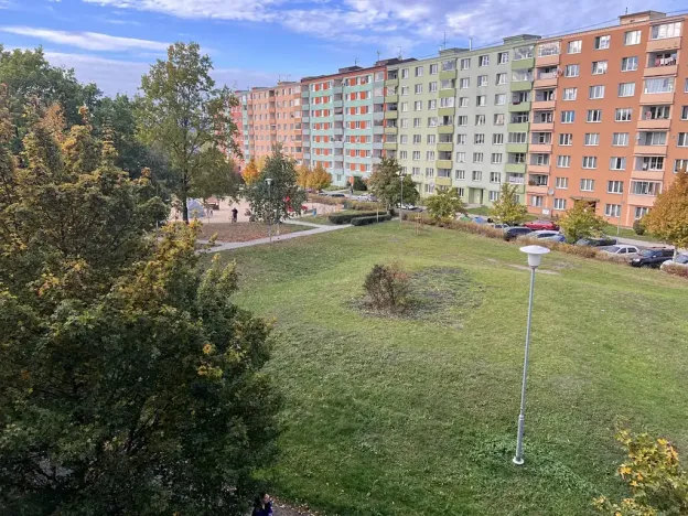 Prodej bytu 3+1, Karlovy Vary, Okružní, 65 m2
