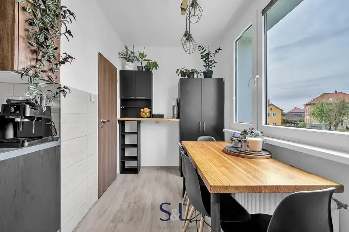 Prodej bytu 3+1, Jablonné v Podještědí, U Školy, 61 m2