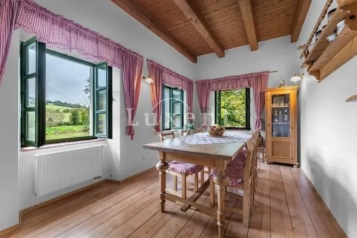 Prodej ubytování, Stříbrná Skalice, 1200 m2